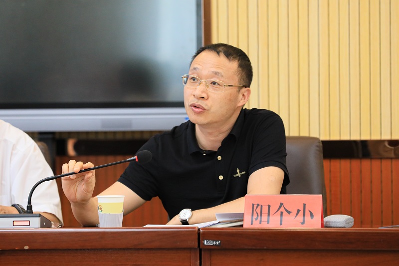 新發(fā)展集團(tuán)副總經(jīng)理陽個?。?）.jpg